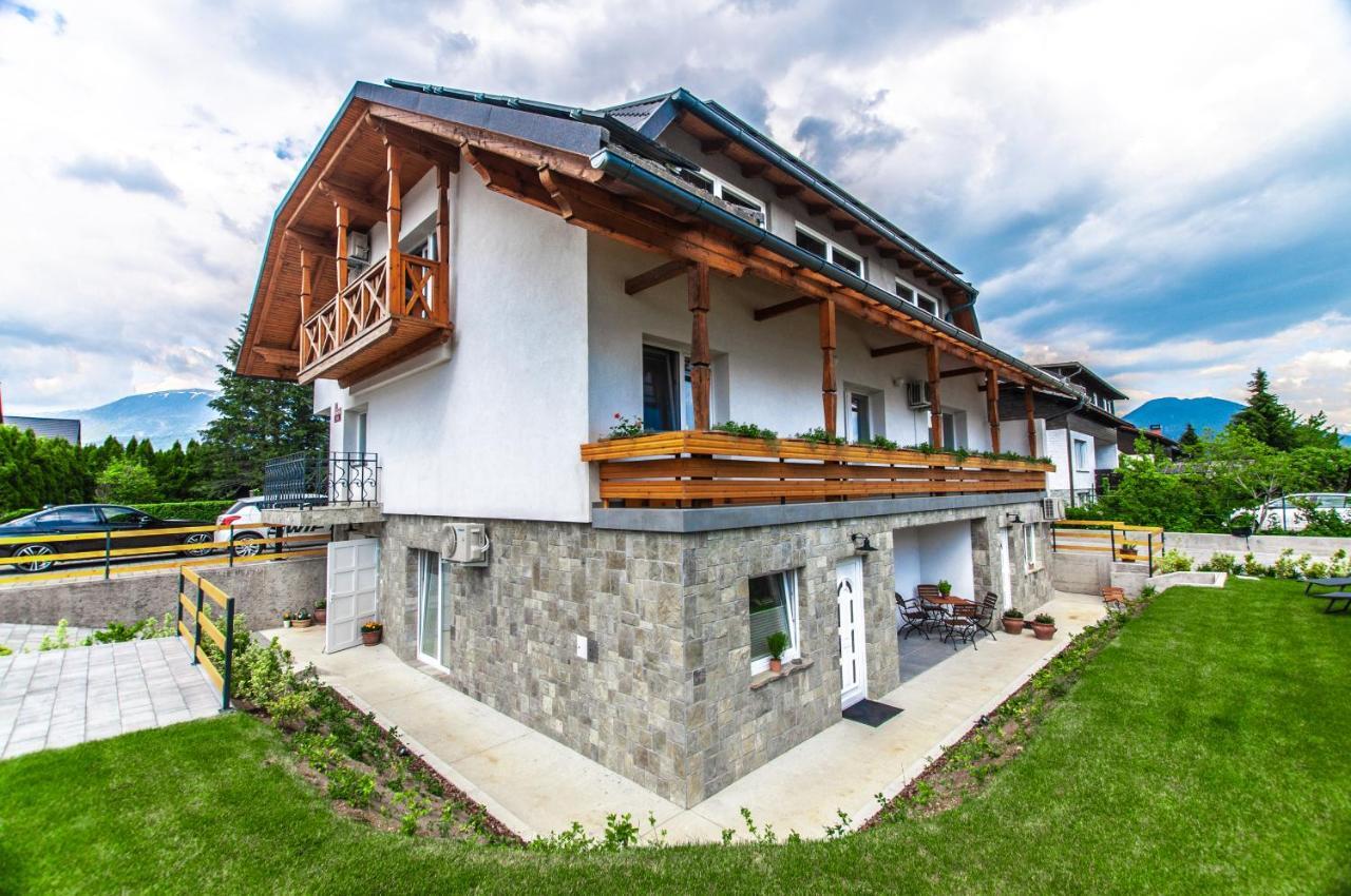 Apartments Ursus Bled Exterior foto